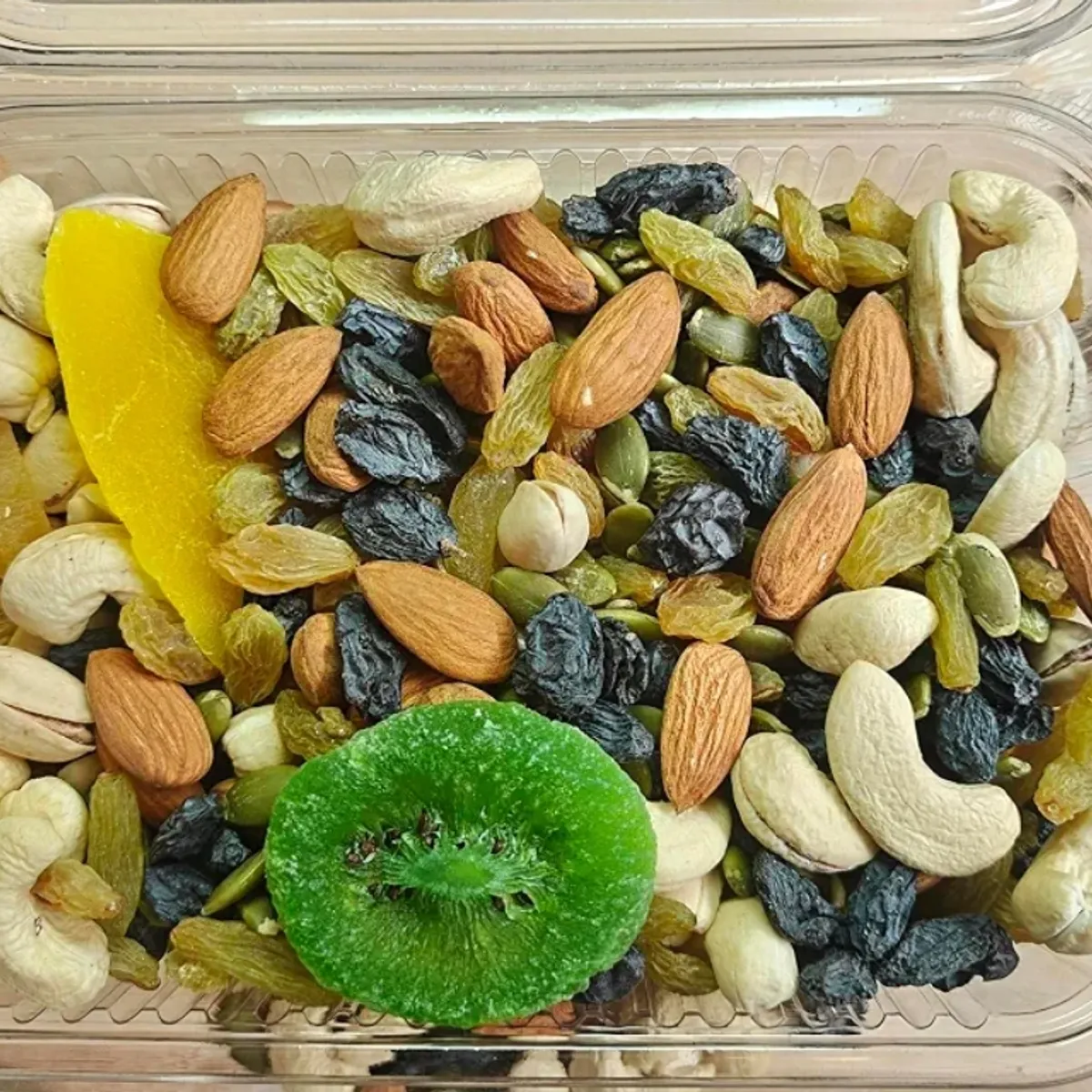Premium Kashmiri Dry Fruit Mix | Almonds, Cashews, Pista, Kishmish & Dried Fruits — photo 4
